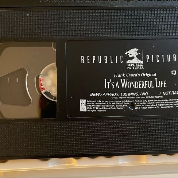 Vintage VHS Frank Capra It’s a Wonderful Life - Picture 6 of 7